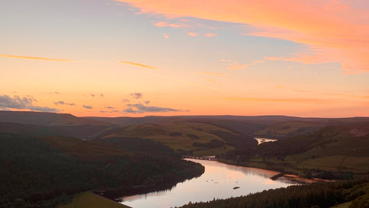 10 of the BEST Views in the Peak District